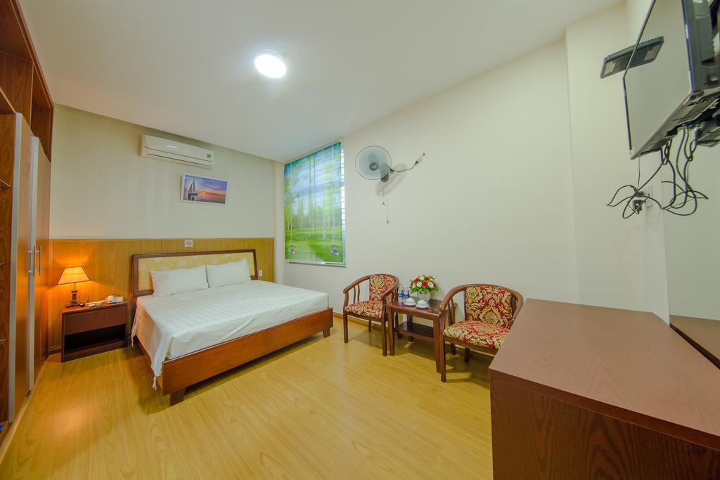 Hung Tuyen Hotel Da Nang Exterior photo